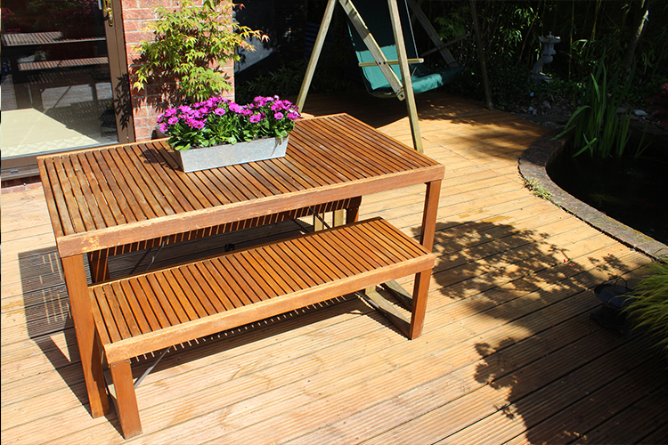 Rénovation de surfaces extérieures en bois : nous avons LA solution pour vous !